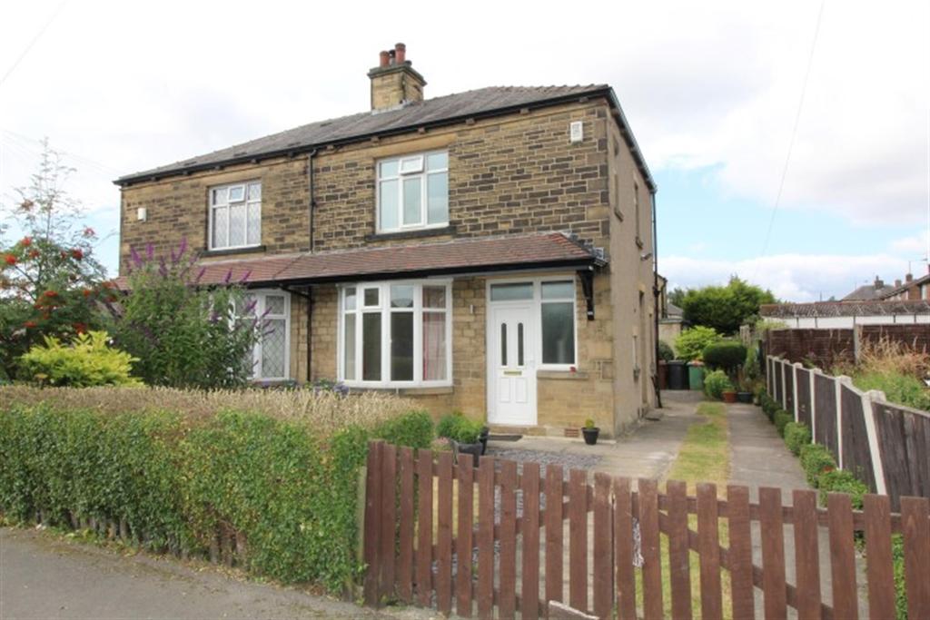Grange Avenue, Thornbury, Bradford, BD3 7BB 2 bed semidetached house