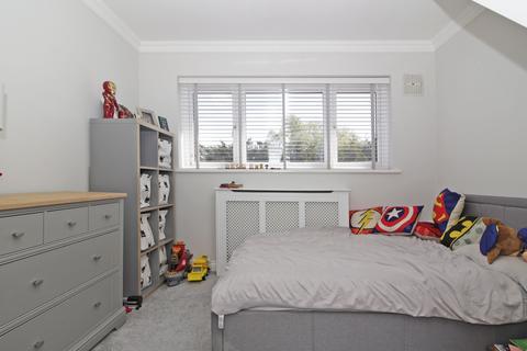 91 Crouch Croft, London, SE9 3HZ