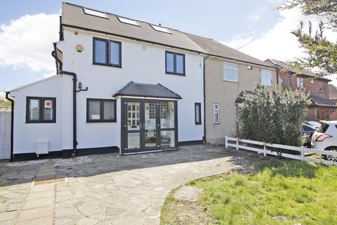 91 Crouch Croft, London, SE9 3HZ
