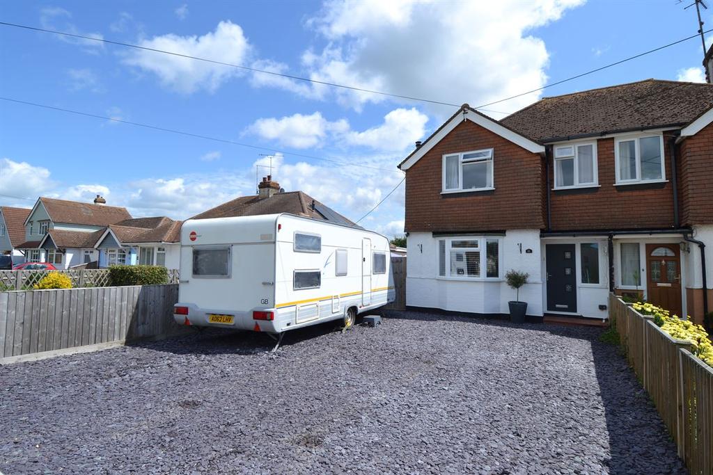 St. Johns Road, Swalecliffe, Whitstable 3 bed semidetached house £