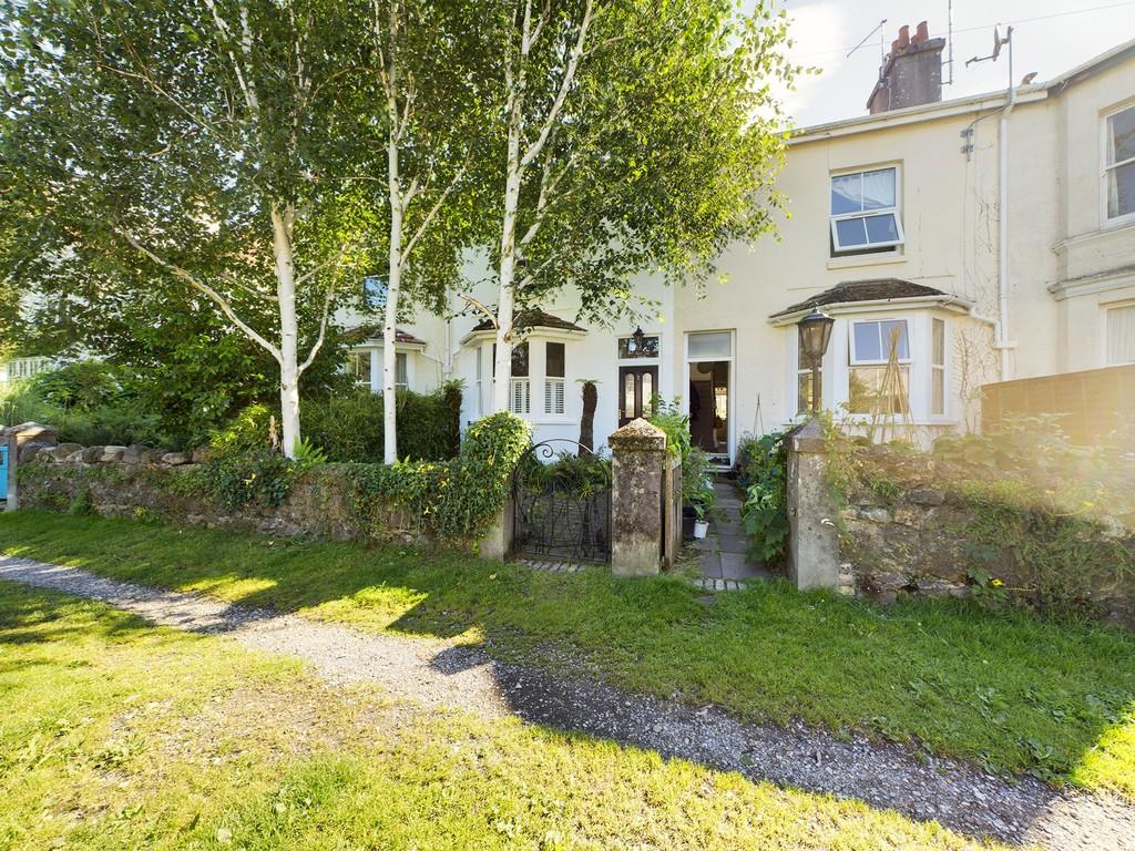 Ashburton Road, Bovey Tracey 2 bed terraced house £325,000