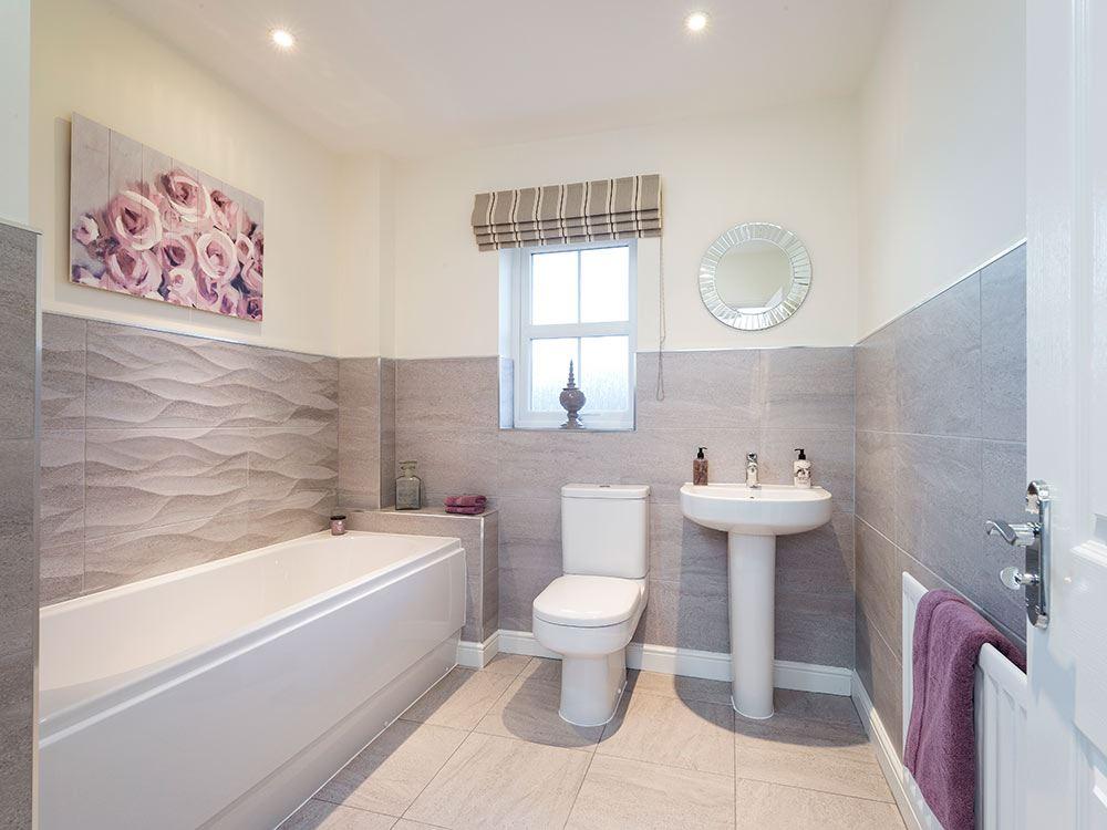 Main family bathroom with a choice of Porcelanosa tiling