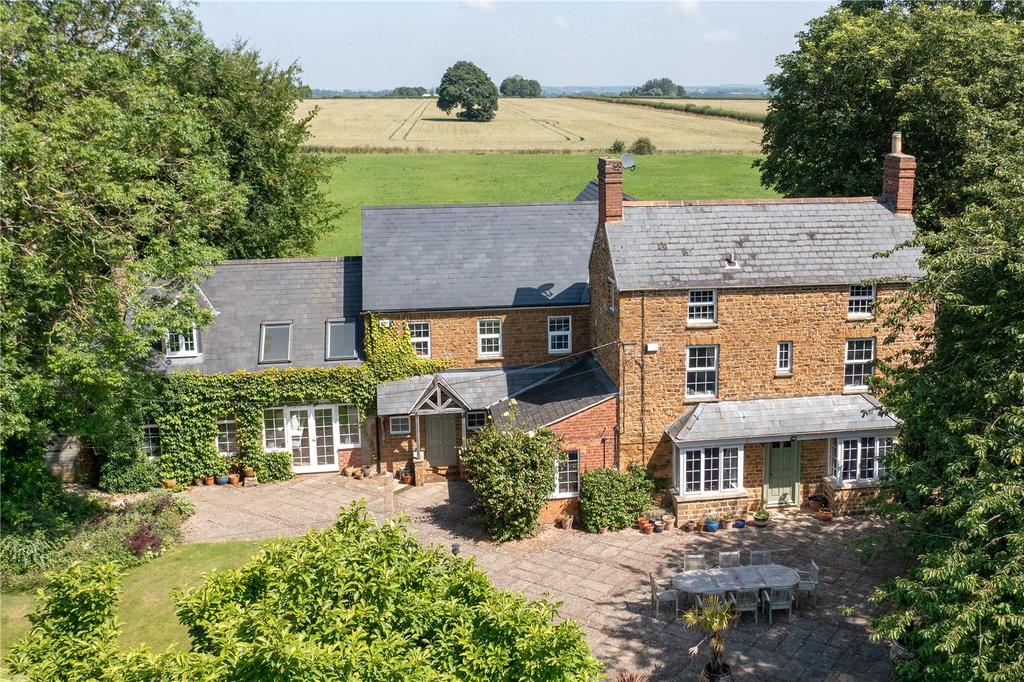 Clifton Road, Deddington, Banbury... 6 bed detached house - £1,600,000