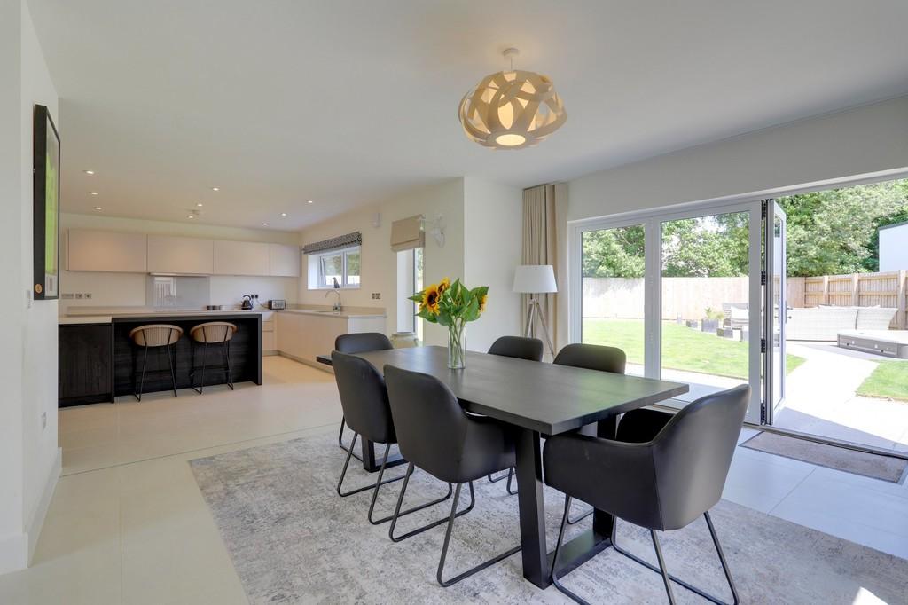 Open Plan Dining/Kitchen