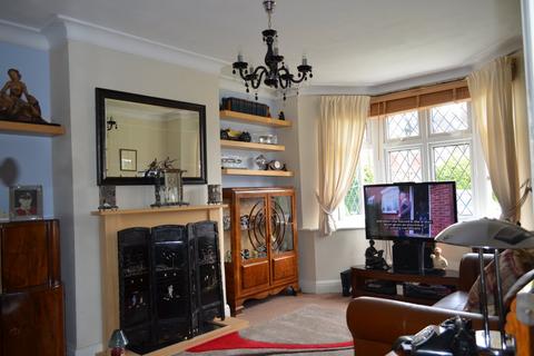 2 bedroom flat to rent, Tregenna Close, Oakwood