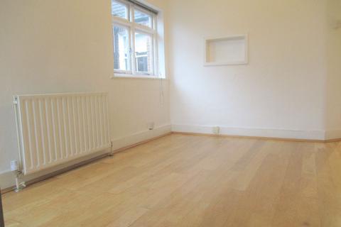 2 bedroom flat to rent, DANCER ROAD, KEW, RICHMOND