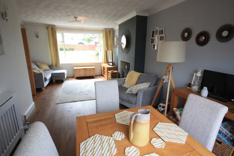 70 Chatterley Drive, Kidsgrove, Stoke-on-trent, ST7 4LL