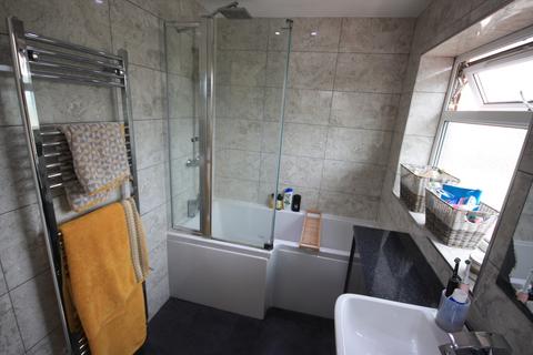 70 Chatterley Drive, Kidsgrove, Stoke-on-trent, ST7 4LL