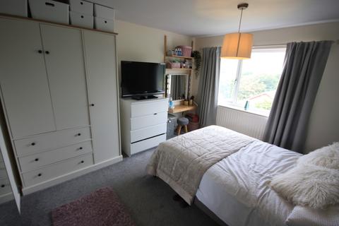 70 Chatterley Drive, Kidsgrove, Stoke-on-trent, ST7 4LL