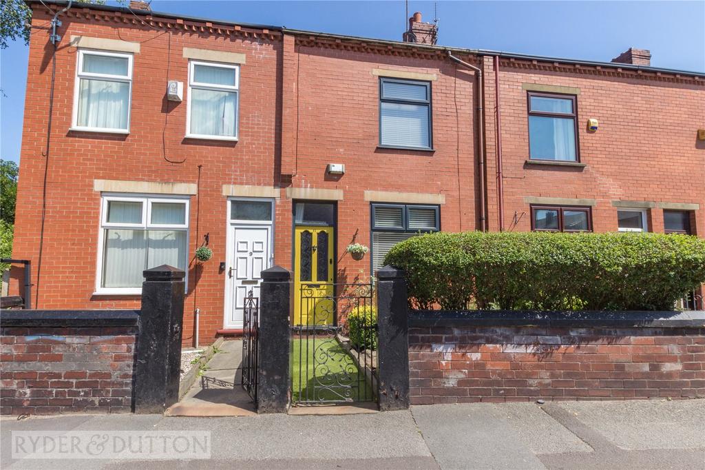 Hilton Fold Lane, Middleton... 2 bed terraced house £130,000