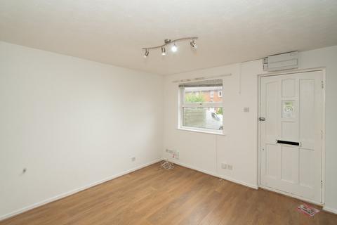 1 bedroom maisonette to rent, Ashfield Avenue, Bushey, Herts, WD23