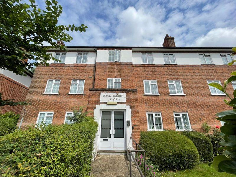 Hale Lane, Edgware 1 bed flat £285,000