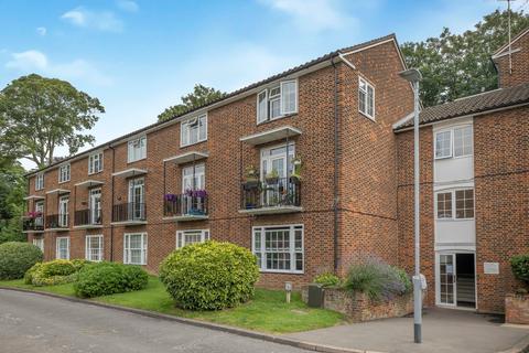 12 Park Close, Hatfield, AL9 5AY