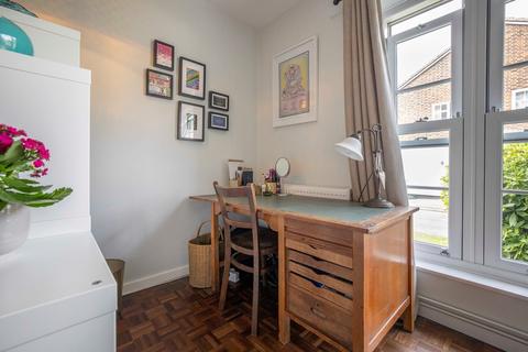 12 Park Close, Hatfield, AL9 5AY