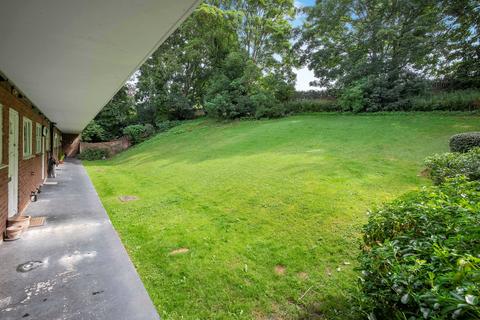 12 Park Close, Hatfield, AL9 5AY