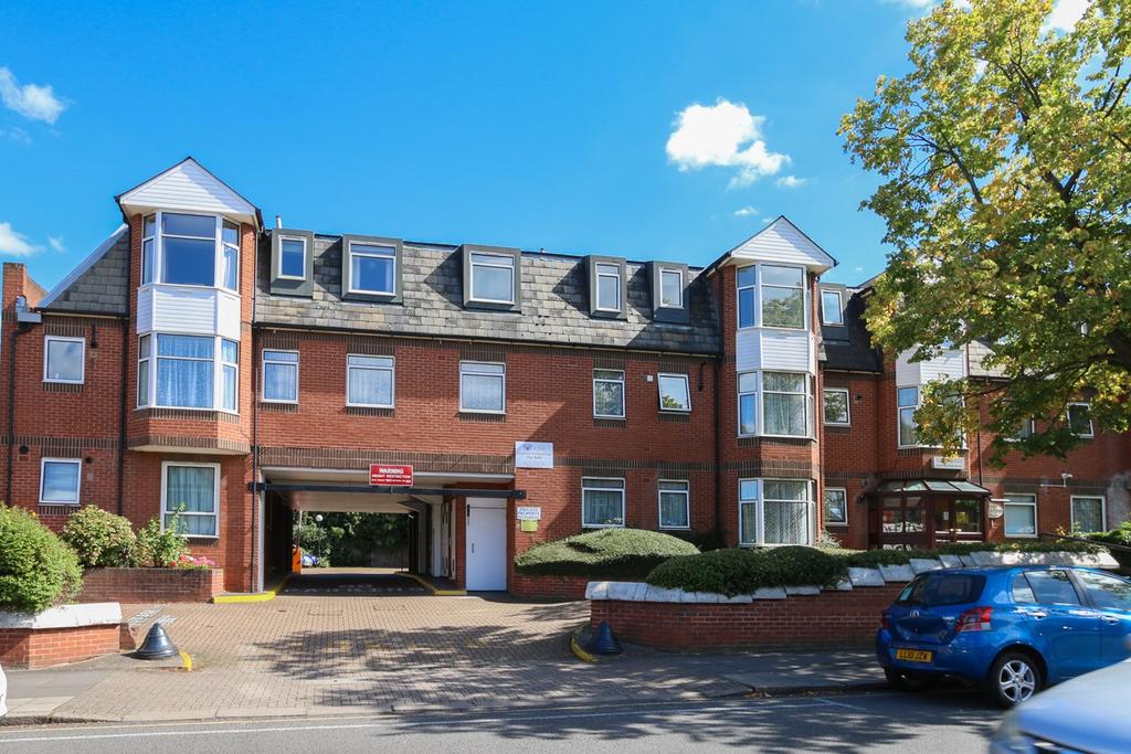 818 Preston Road, Wembley, HA9 2 bed retirement property for sale £