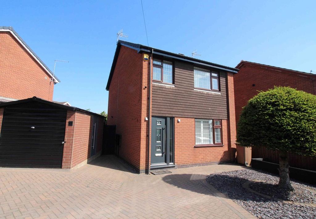 Springfield Gardens, Ilkeston, DE7 3 bed detached house £220,000