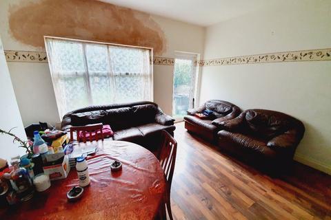202 Marsh Hill, Birmingham, B23 7HD