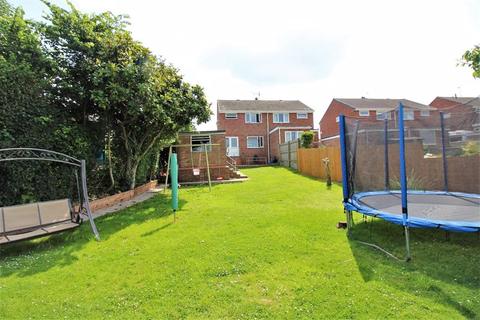41 Herne Rise, Ilminster, TA19 0HH