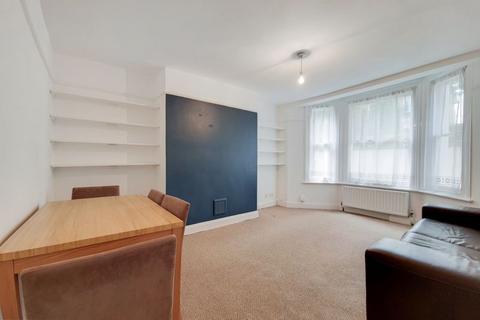 1 bedroom apartment to rent, Havelock Road, Addiscombe