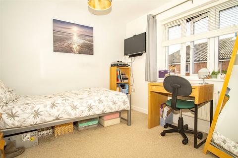 36 Ash Close, St Georges, Weston-super-mare, BS22 7SQ