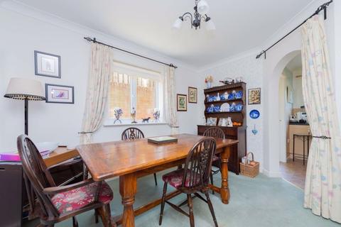 79 Hillcrest, Ellesmere, SY12 0LJ