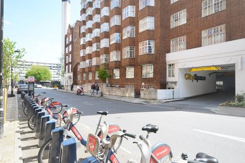 Studio to rent, Russell Court, Bloomsbury WC1H 0LP