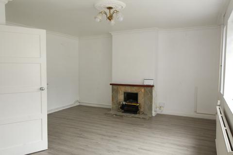 3 bedroom terraced house to rent, Avard Crescent, Eastbourne
