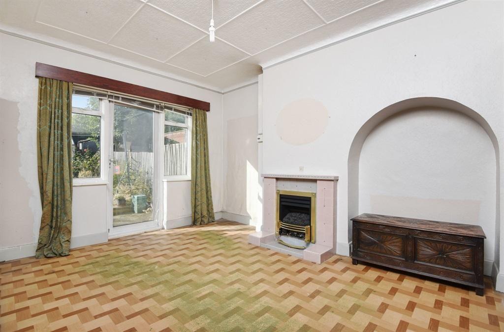 Arnos Grove N11 3 bed house share £1,650 pcm (£381 pw)
