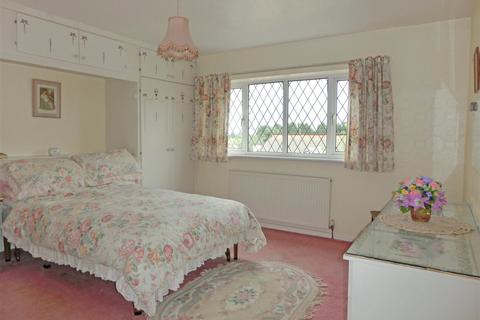 7 Hollywood Gardens, Hollywood, Birmingham, B47 5NN