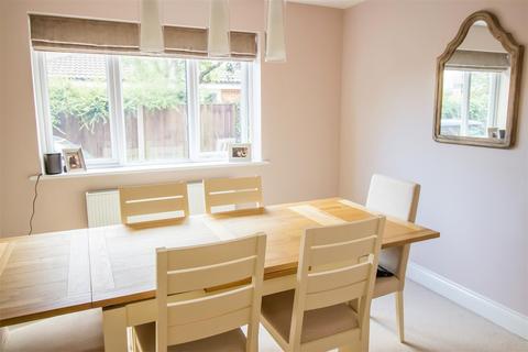 2 Berry Drive, Bromham, Bedford, MK43 8QA