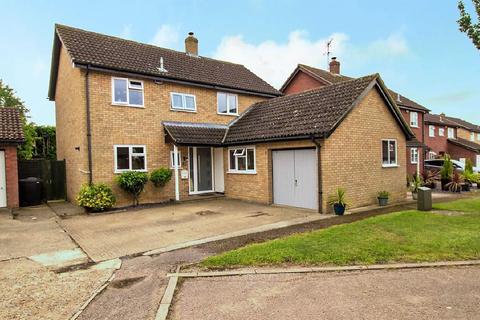 13 Burrows Close, Clifton, Shefford, SG17 5EG