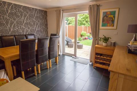 13 Burrows Close, Clifton, Shefford, SG17 5EG