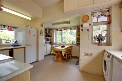 The Briars Beech Hill Road, Swanland, North Ferriby, HU14 3QY
