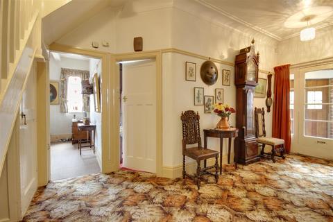 The Briars Beech Hill Road, Swanland, North Ferriby, HU14 3QY