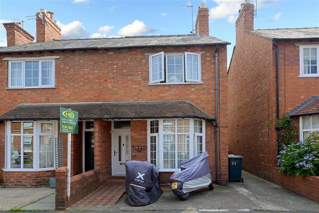 Wood Street, Greenfields, Shrewsbury, Shropshire 3 bed semidetached