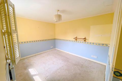 12 Darent Close, Stone Cross, Pevensey, BN24 5PW