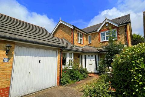 12 Darent Close, Stone Cross, Pevensey, BN24 5PW