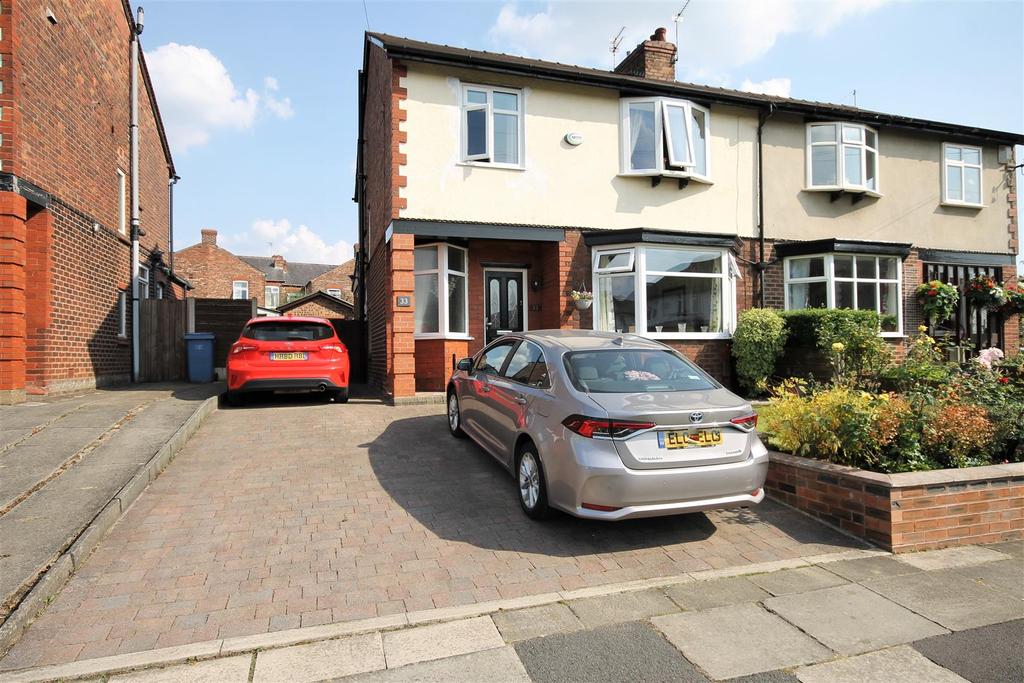 Grange Drive, Monton, Manchester 3 bed semidetached house £425,000