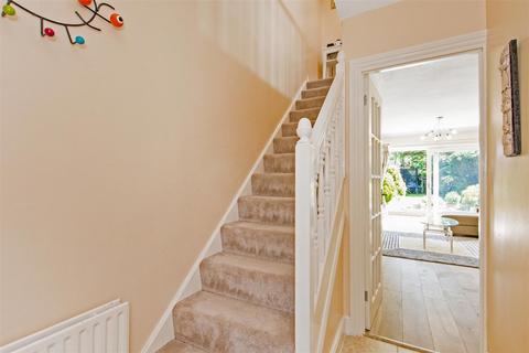 44 Dyke Drive, Orpington, BR5 4LZ