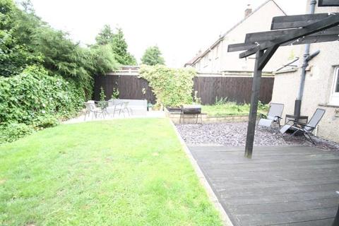 64 West Royd Drive, Shipley, BD18 1HL