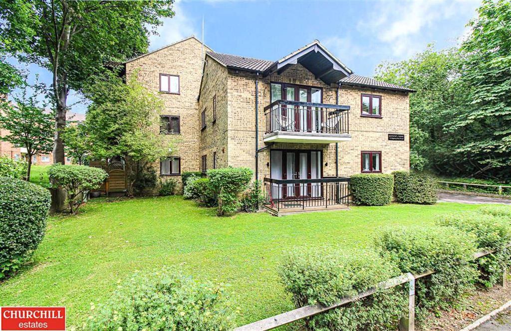 Bancroft Crt, Buckhurst Hill, Essex 1 bed flat £325,000