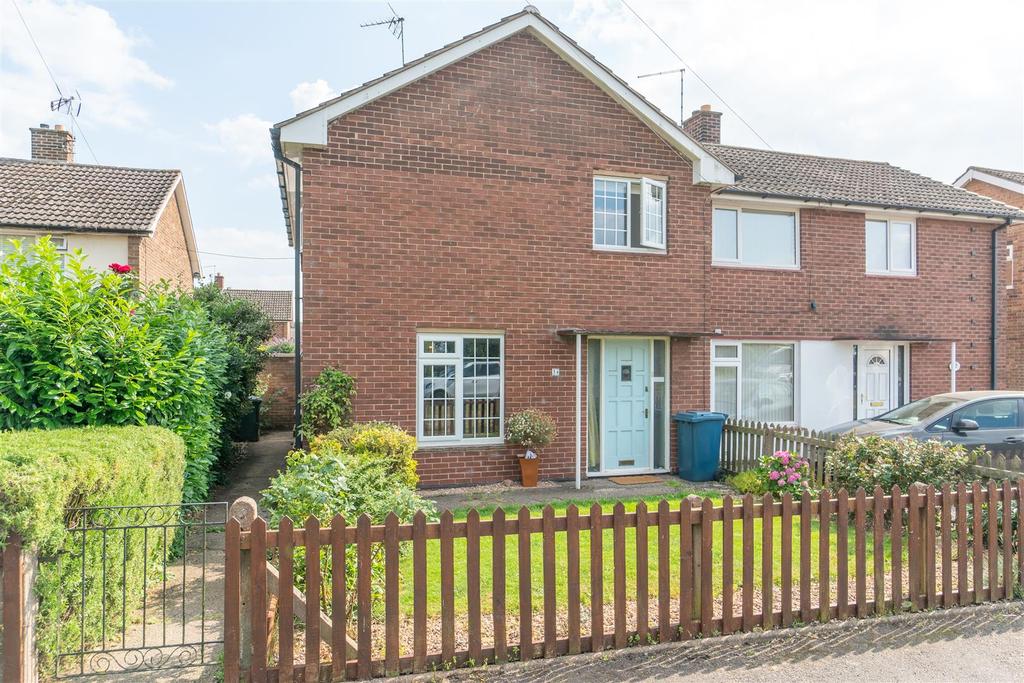 Colston Gate, Cotgrave, Nottingham 3 bed semidetached house £185,000