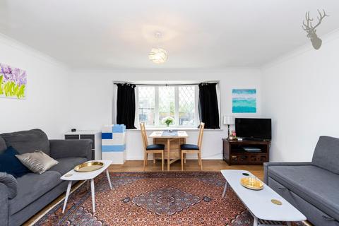 5 Station Approach, Theydon Bois, Epping, CM16 7HR
