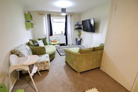 13 Arnfield Moor, Swindon, SN3 6LR