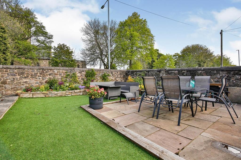 Garden 1.jpg
