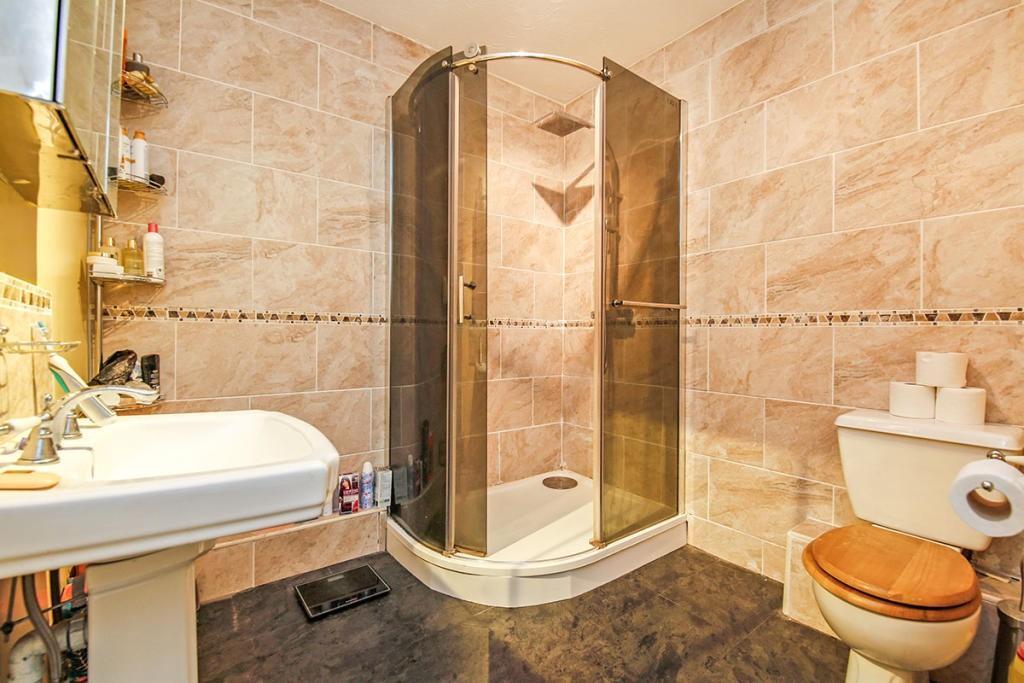 En-suite.jpg