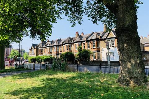 147 Chatsworth Road, London, E5 0LA