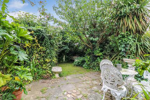 4 Baker Avenue, Hatfield Peverel, Chelmsford, CM3 2LH