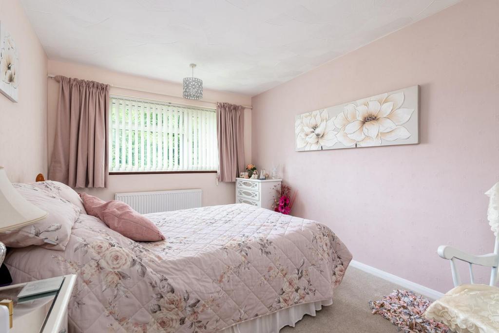 142 Wakeley Road bedroom2.jpg